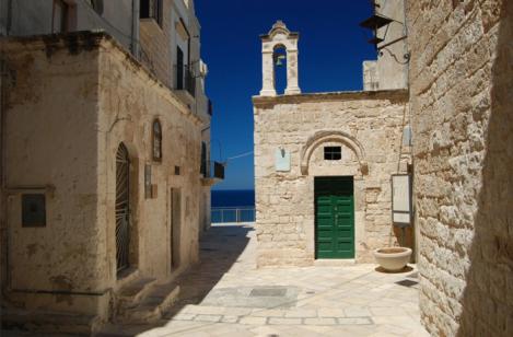 Polignano a mare centro storico 700x460